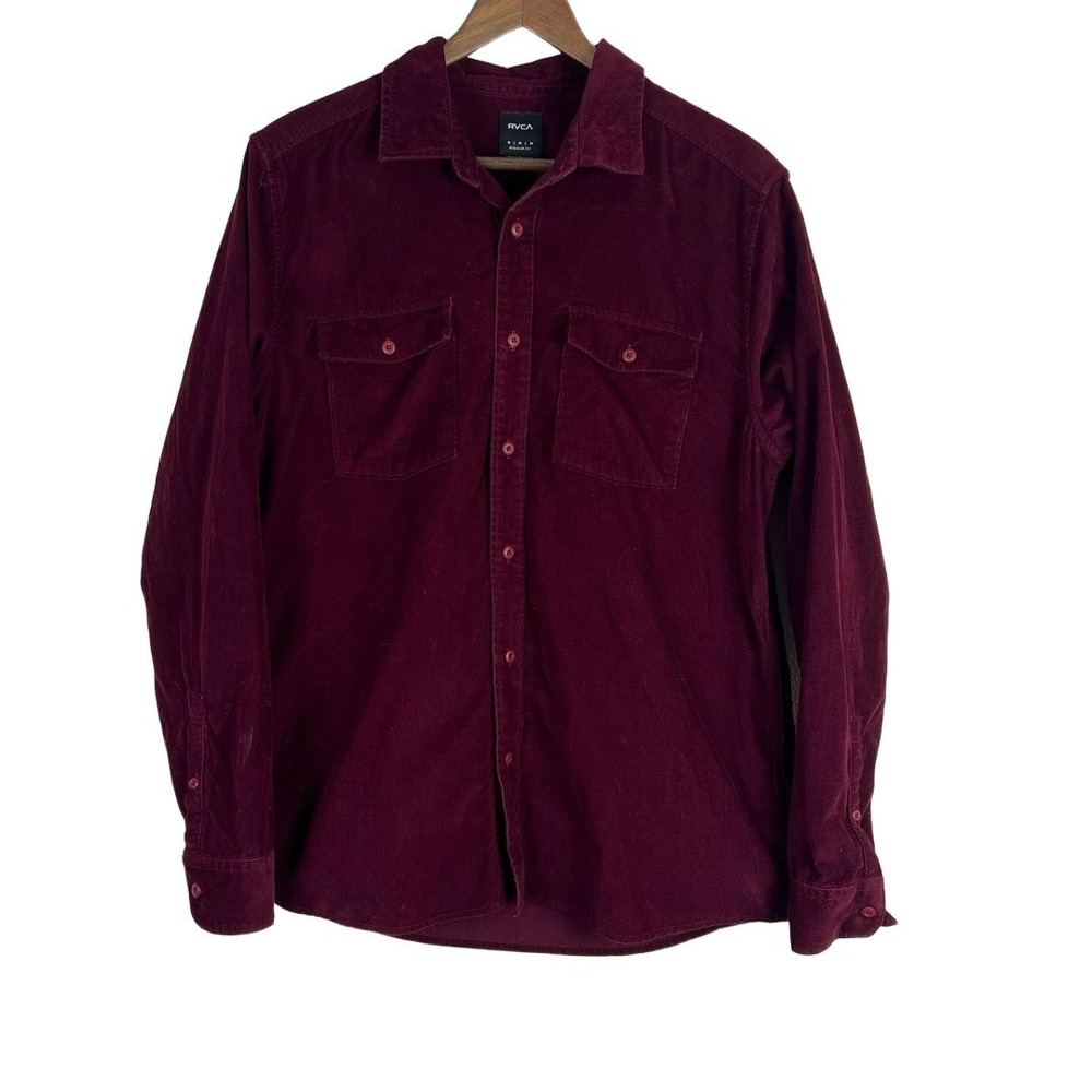 RVCA Corduroy Button Up Shirt Mens Size Medium‎ Burgundy Front Pockets Fall Cozy